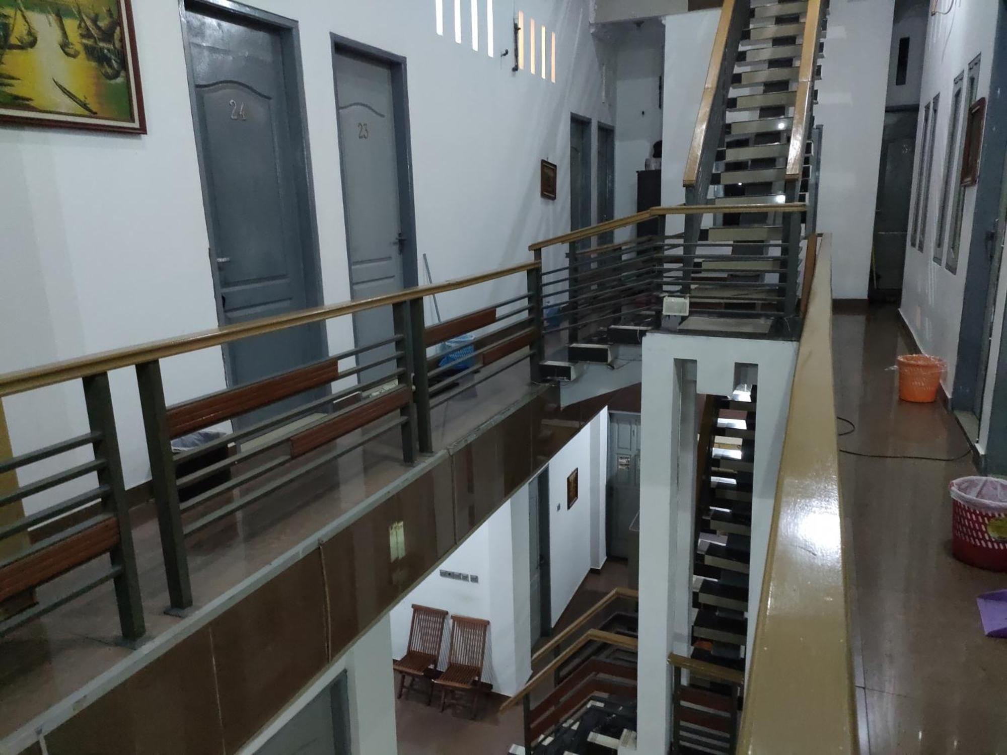 Hotel Residence 5 Syariah Bandung Exterior photo
